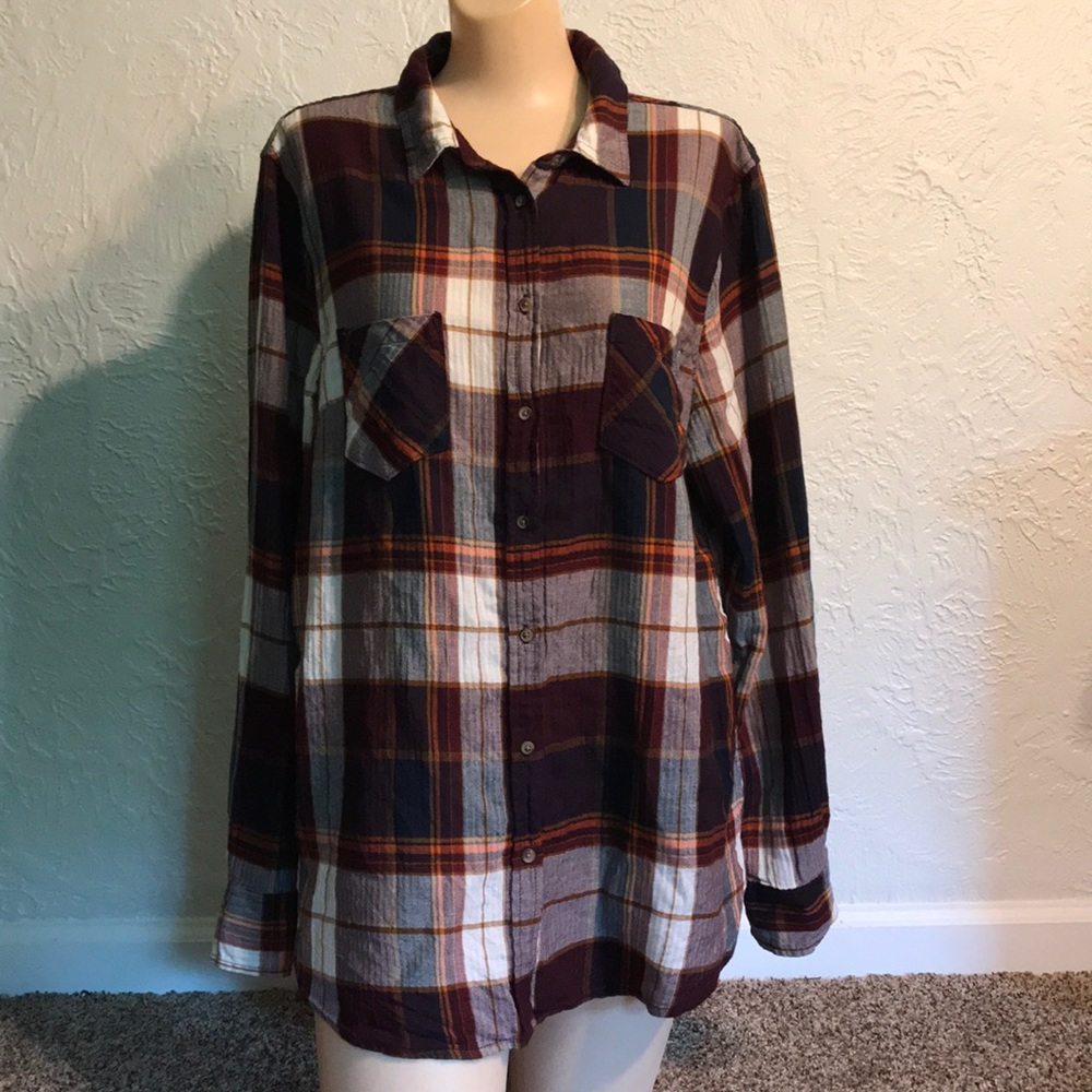 Women’s size XXL long sleeve flannel